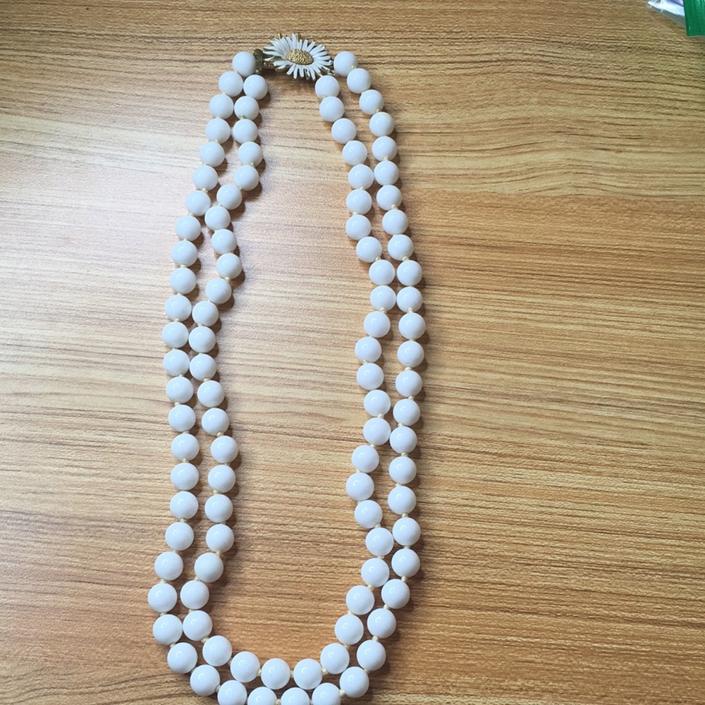 Vintage costume white bead necklace
